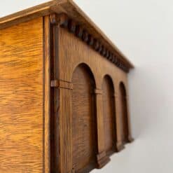 Decorative Neoclassical Box - Oak Detail - Styylish