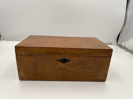 Neoclassical Ash Box - Full - Styylish