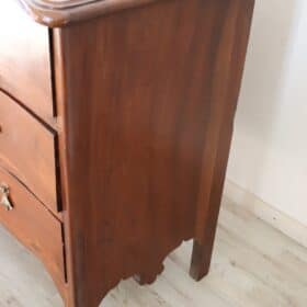 18th Century Italian Louis XV Walnut Commode or Chest of Drawers