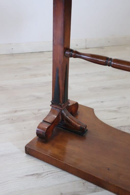 Table with Internal Desk - Base Detail - Styylish