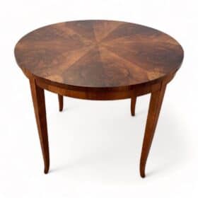 Small Biedermeier Side Table, Walnut Veneer and Beech, South Germany circa 1830