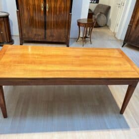 Early 19th Century French Neoclassical Expandable Dining Table, Cherry Wood and Chestnut