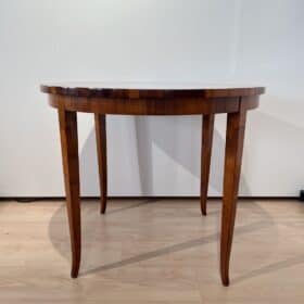 Small Biedermeier Side Table, Walnut Veneer and Beech, South Germany circa 1830