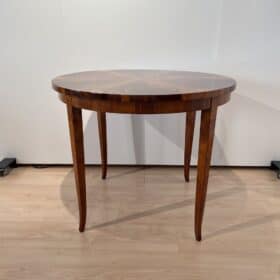 Small Biedermeier Side Table, Walnut Veneer and Beech, South Germany circa 1830