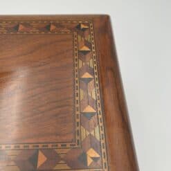 Historicism Jewelry Box - Inlay Detail - Styylish