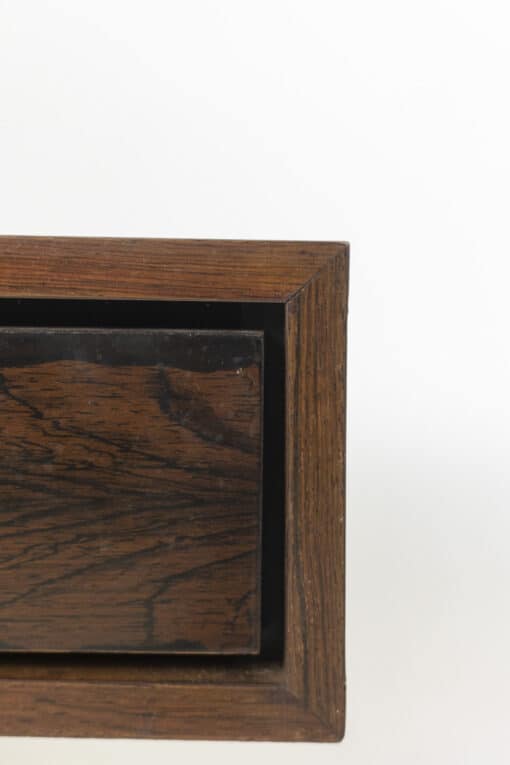 Rosewood Bedside Tables - Wood Detail - Styylish