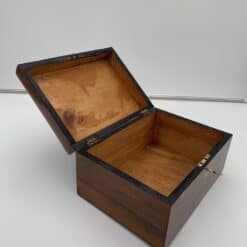 Historicism Jewelry Box - Inside - Styylish