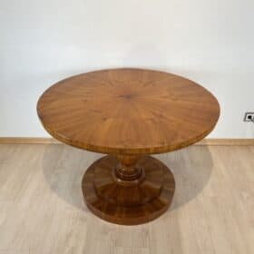 Round Biedermeier Center Table, Cherry Veneer, Austria, Vienna circa 1830