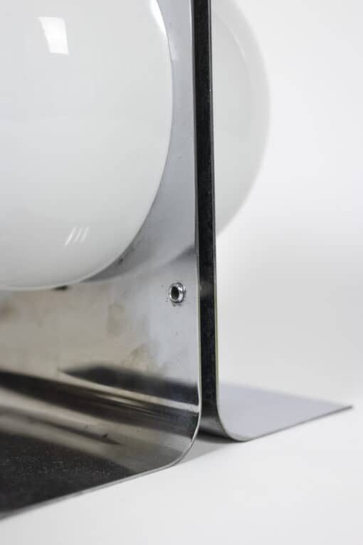 Metal and Opaline Lamp - Metal Edge Detail - Styylish