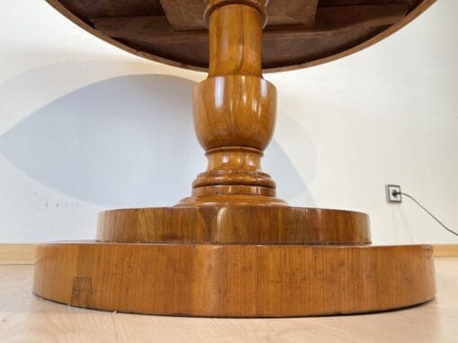 Biedermeier Center Table - Table Base Detail - Styylish