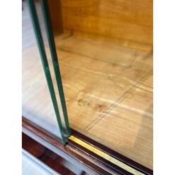 Art Deco Vitrine - Glass Door Details - Styylish