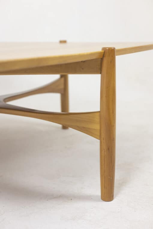 Cherry Wood Coffee Table - Frame Detail - Styylish