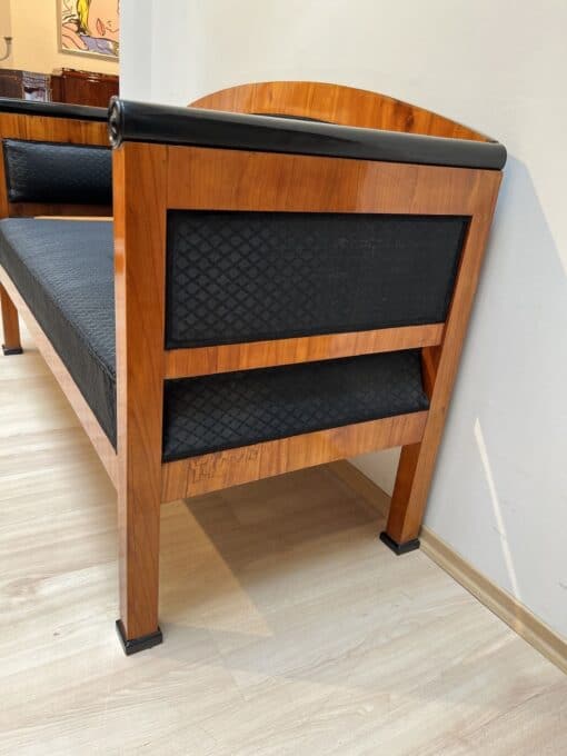 Biedermeier Bench - Side of Frame - Styylish