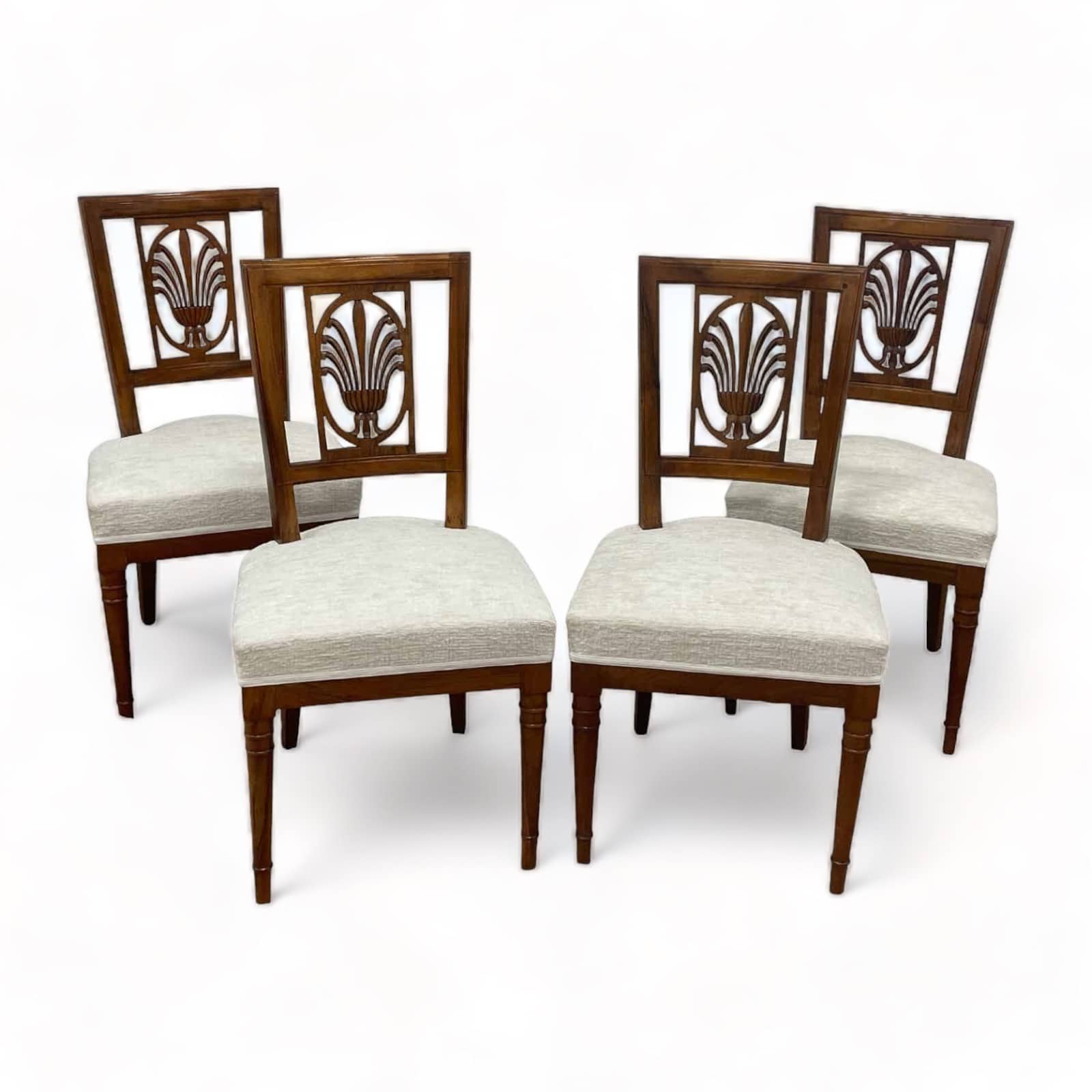Conjunto de 4 cadeiras neoclássicas originais Luís XVI - Elegante