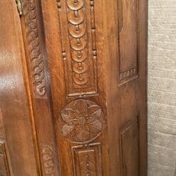 Neoclassical Armoire - Engraving - Styylish