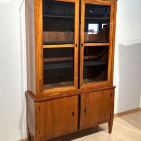 Cherry Biedermeier Vitrine, Southern Germany circa 1830