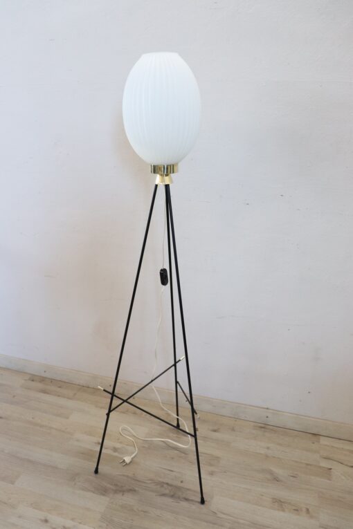 Stilnovo Style Floor Lamp - Against Wall - Styylish