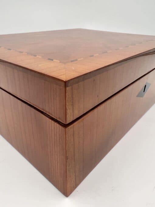 Cherry Wood Biedermeier Box - Edge Detail - Styylish