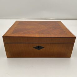 Cherry Wood Biedermeier Box - Front Wood Detail - Styylish