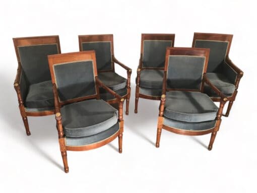 Empire Salon Suite- all chairs- Styylish