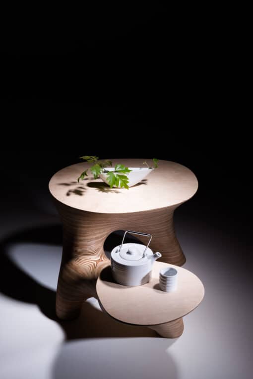 Koralion Coffee Table - With Teapot - Styylish