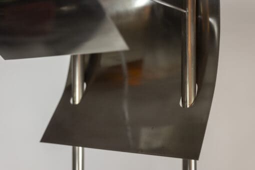 Geometric Floor Lamp - Light Shade Detail - Styylish