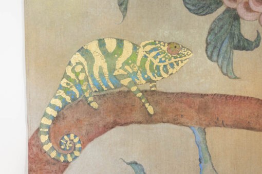 Painting of a Chameleon - Gold Detail - Styylish