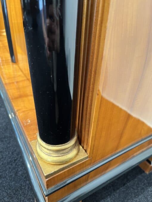 Biedermeier Armoire with Columns - Gold Column Bottom - Styylish