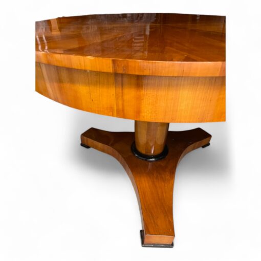 Biedermeier Cherry table - Side Edge - Styylish