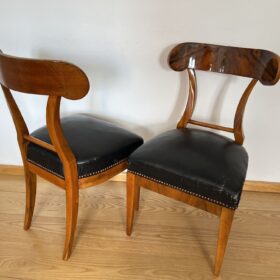 Pair of Biedermeier Shovel Chairs, Walnut, Austria circa 1820