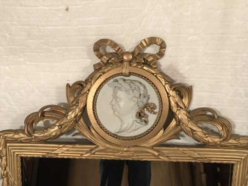 Neoclassical Mirror - Top - Styylish
