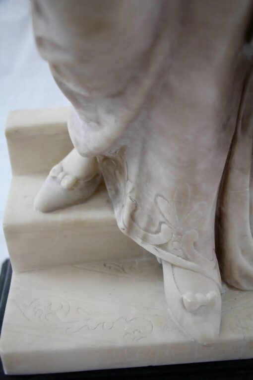 Alabaster Sculpture by Adolfo Cipriani - Feet - Styylish