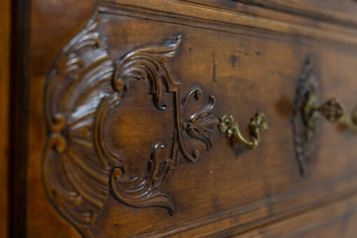 Venetian Louis XV Chest - Wood - Styylish