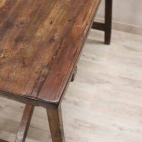 Antique Rustic Table in Solid Oak and Walnut, Italy 16th Century