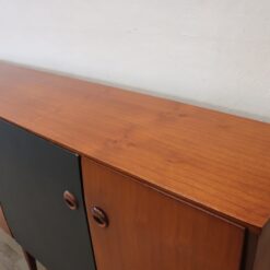 Long Sideboard in Teak Veneer - Top Plate Wood Detail - Styylish