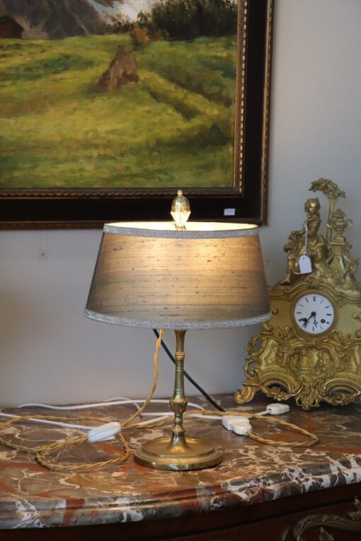 Vintage Brass Table Lamp - Light On - Styylish