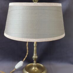 Vintage Brass Table Lamp - Full - Styylish