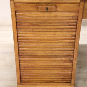 Italian 1940s Solid Oak Wood Writing Desk with Shutter Doors