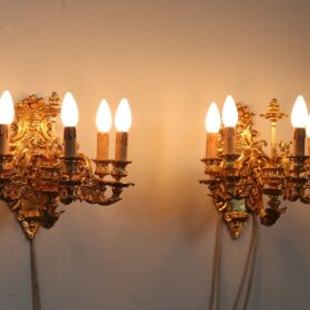 20th Century Majestic Pair of Wall Lights in Gilded Bronze