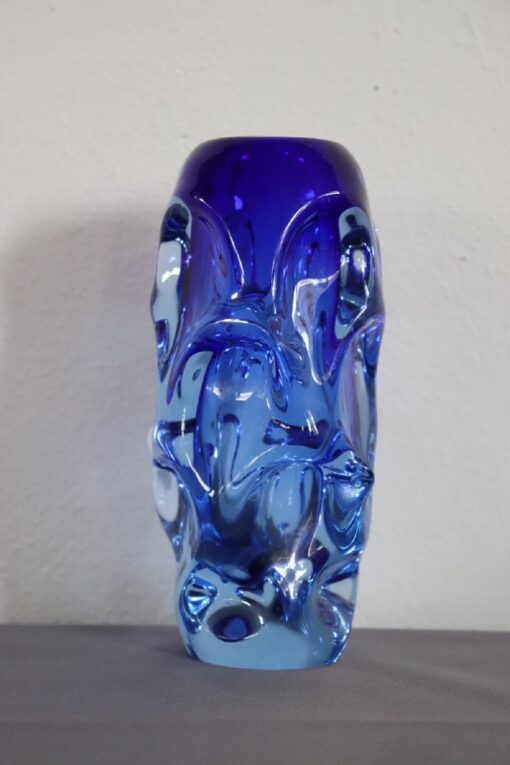 Börne Augustsson Blue Vase - Front - Styylish