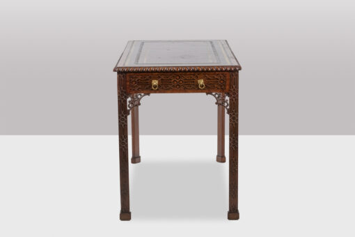 Chippendale-style mahogany table - Side Profile - Styylish