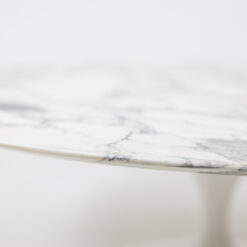 Saarinen for Knoll Coffee Table - Edge Detail - Styylish