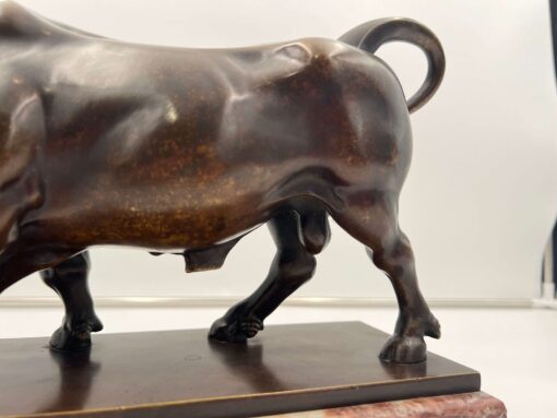 Art Deco Bull Sculpture - Back Legs - Styylish