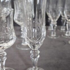 Set of 18 Elegant Crystal Glasses - Exterior - Styylish