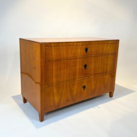 Biedermeier Commode, Cherry Veneer, Southern Germany circa 1820