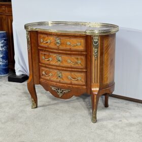 Rognon Chest of Drawers, Louis XIV / Louis XV Transition style – Late 19th century