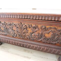 Renaissance Style Blanket Chest - Exterior Carving - Styylish