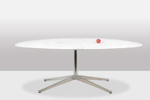 Knoll Table in Marble - Staged - Styylish