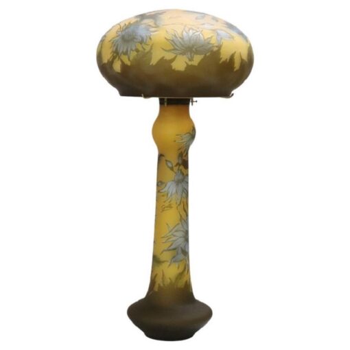 Cameo Glass Table Lamp - Styylish