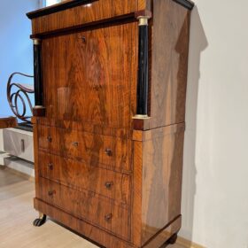 Biedermeier Secretaire, Walnut, Austria 1820